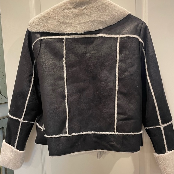 Chaser Womens Black-Ivory Faux Suede short Bomber Jacket. - Picture 4 of 6